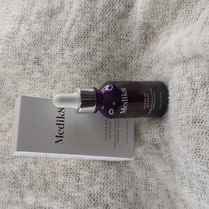 Medik8 Hydr8 B5 Supercharged Multi-Weight Hyaluronic Acid Serum, 30ml/1.0fl oz